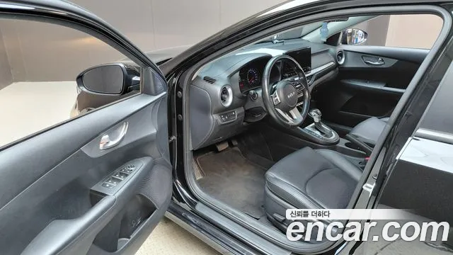 Kia K3 2022 thumb 10