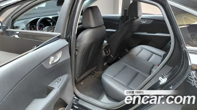 Kia K3 2022 thumb 12