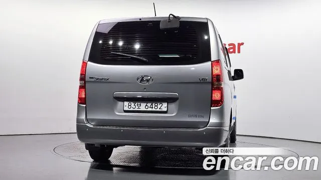 Hyundai Starex 2017 thumb 4