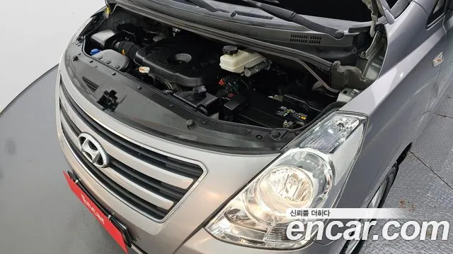Hyundai Starex 2017 thumb 6