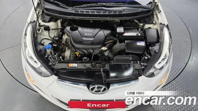 Hyundai Avante 2015 thumb 6