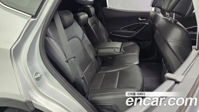 Hyundai Santa Fe 2015 thumb 11