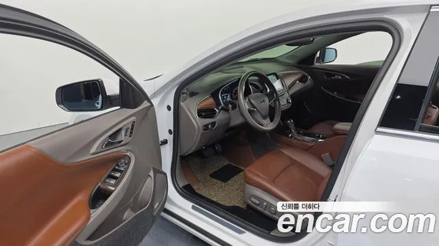 ChevroletGMDaewoo Malibu 2017 thumb 10