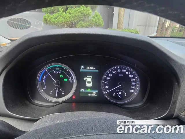 Hyundai Grandeur 2017 thumb 3