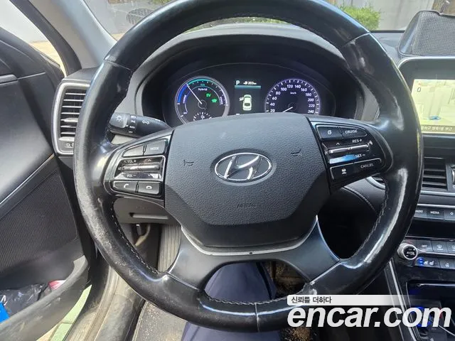 Hyundai Grandeur 2017 thumb 4