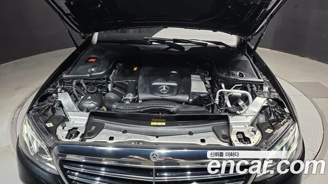 Mercedes-Benz E-Класс 2019 thumb 6
