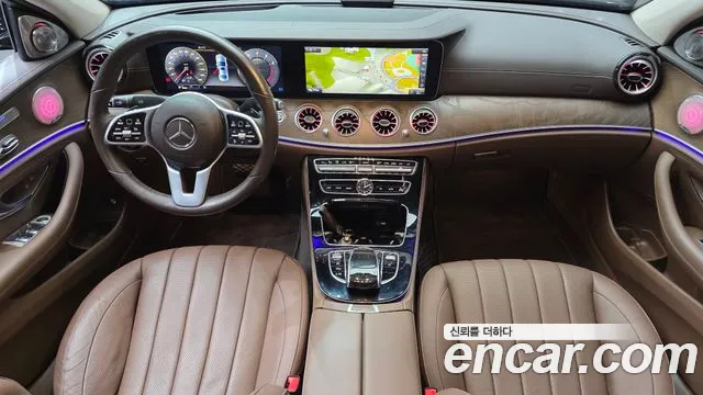 Mercedes-Benz E-Класс 2019 thumb 7