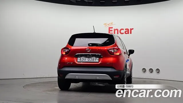 Renault-KoreaSamsung Captur 2015 thumb 4