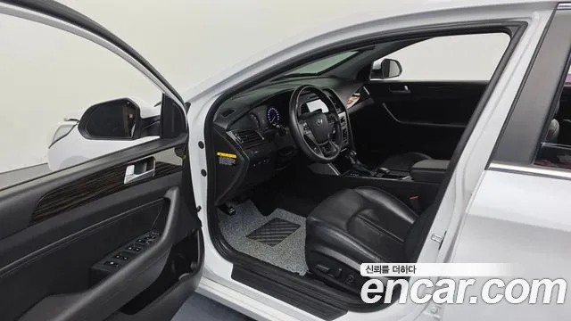 Hyundai Sonata 2016 thumb 10