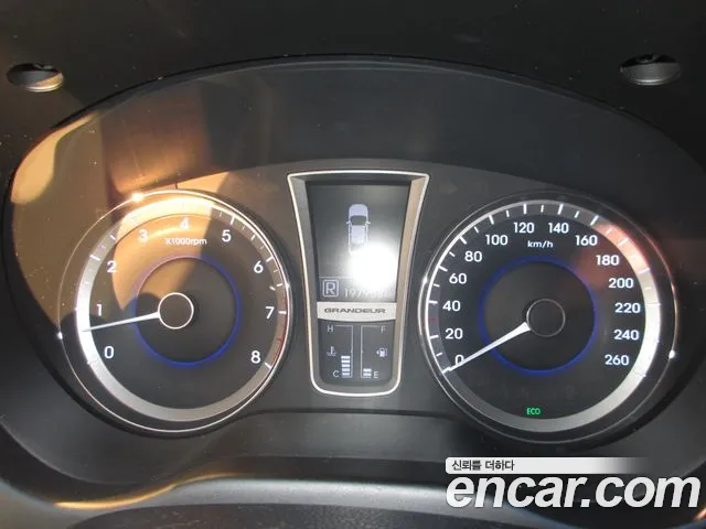 Hyundai Grandeur 2011 thumb 8