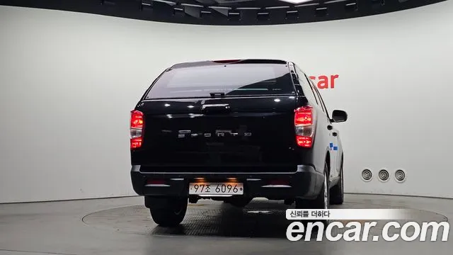 KG_Mobility_Ssangyong Rexton 2018 thumb 4