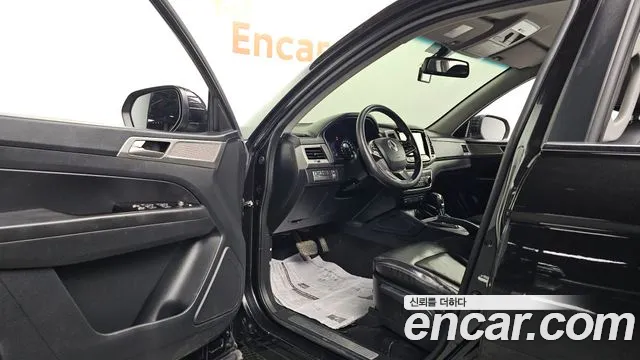 KG_Mobility_Ssangyong Rexton 2018 thumb 10