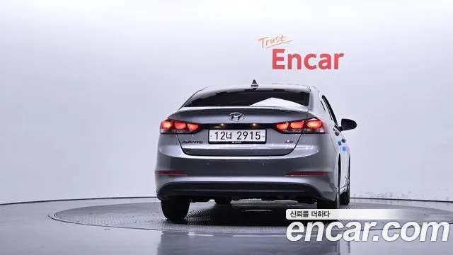 Hyundai Avante 2017 thumb 3