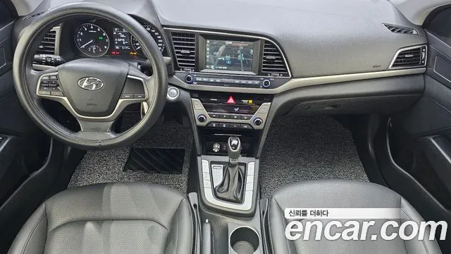 Hyundai Avante 2017 thumb 6