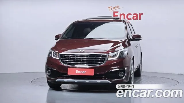 Kia Carnival 2015 thumb 3