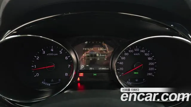 Kia Carnival 2015 thumb 8