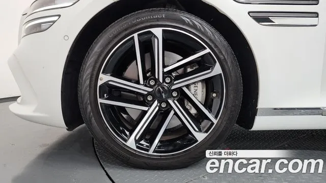 Genesis G80 2024 thumb 5