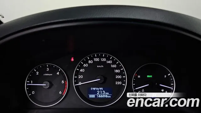 Hyundai Starex 2017 thumb 8