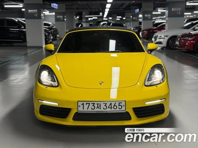 Porsche Cayman 2019 thumb 11