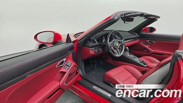 Porsche Cayman 2020 thumb 10