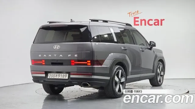 Hyundai Santa Fe 2023 thumb 2