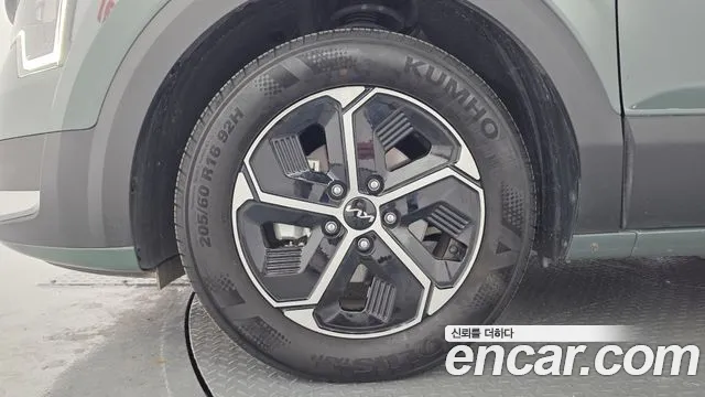 Kia Niro 2024 thumb 5