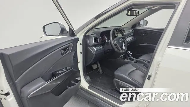 KG_Mobility_Ssangyong TIBOLI 2020 thumb 10