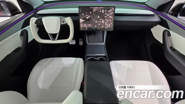 Tesla Model Y 2025 thumb 7
