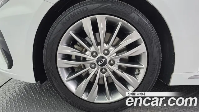 Kia K5 2018 thumb 5