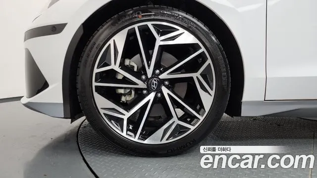 Hyundai IONIQ 6 2023 thumb 5
