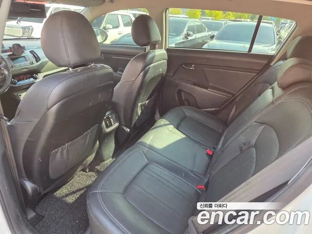 Kia Sportage 2015 thumb 6