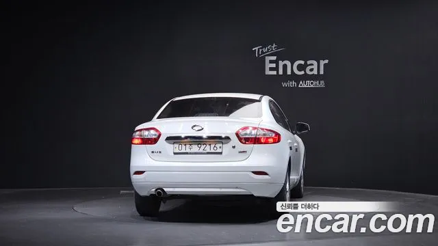 Renault-KoreaSamsung Fluence 2017 thumb 4