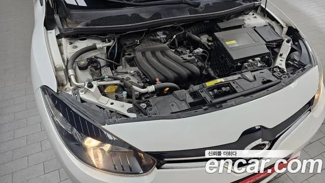 Renault-KoreaSamsung Fluence 2017 thumb 6
