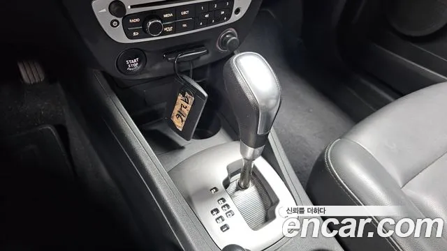 Renault-KoreaSamsung Fluence 2017 thumb 9