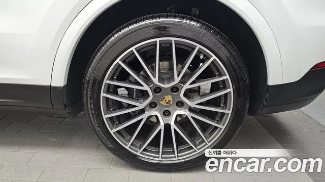 Porsche Cayenne 2020 thumb 5