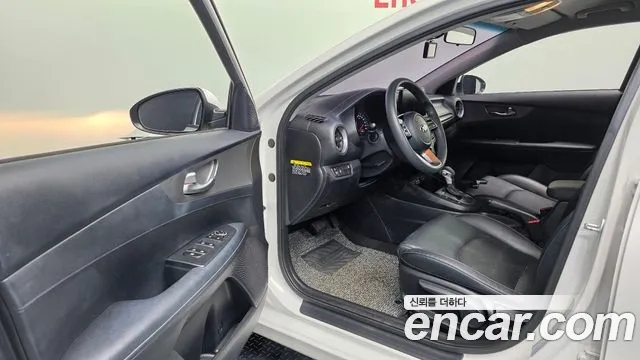 Kia K3 2018 thumb 10