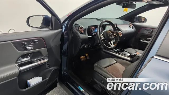 Mercedes-Benz EQA 2021 thumb 10