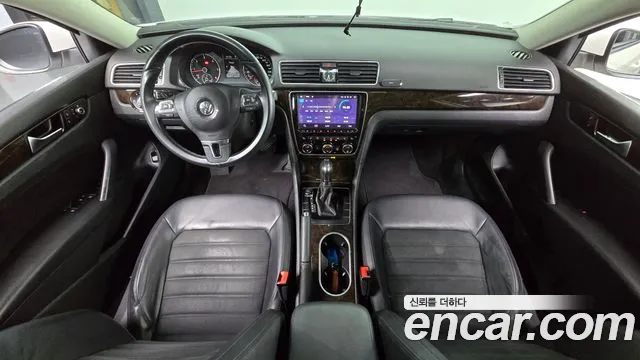 Volkswagen Passat (North America and China) 2014 thumb 7