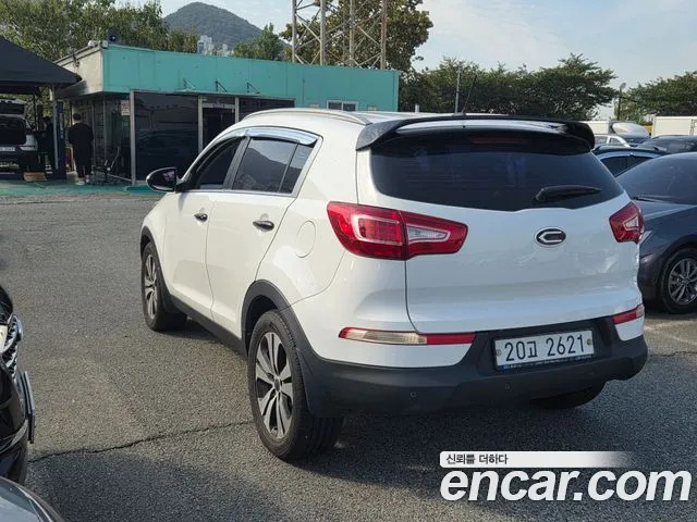 Kia Sportage 2011 thumb 5