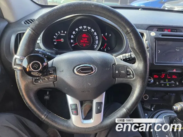 Kia Sportage 2011 thumb 8