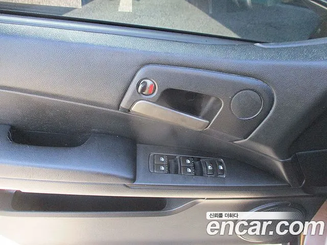 KG_Mobility_Ssangyong KORANDO 2015 thumb 7