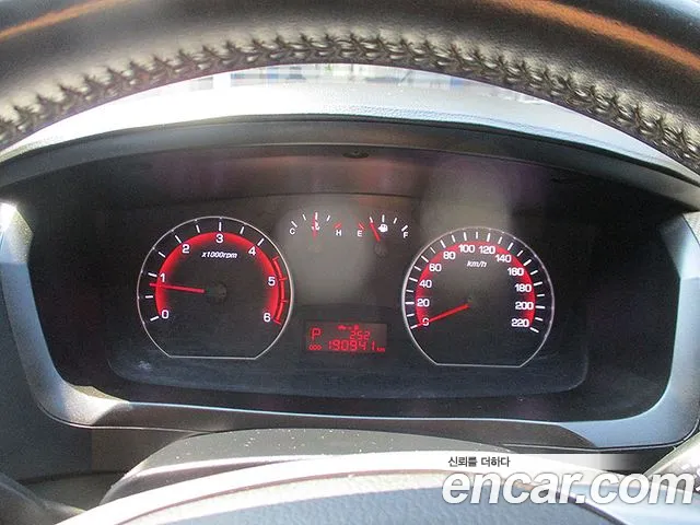 KG_Mobility_Ssangyong KORANDO 2015 thumb 8