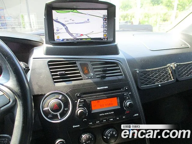 KG_Mobility_Ssangyong KORANDO 2015 thumb 10