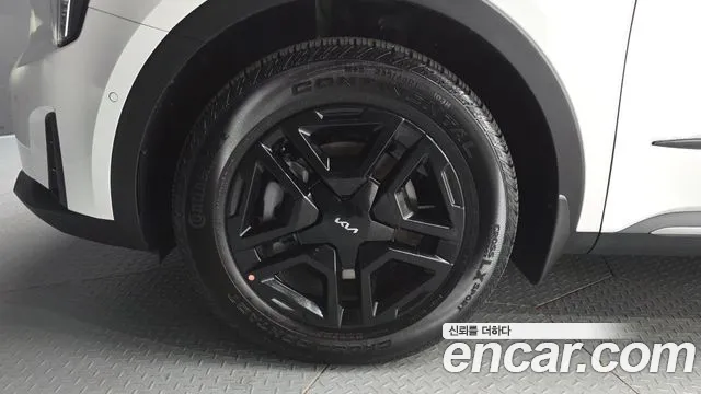 Kia Sorento 2024 thumb 4