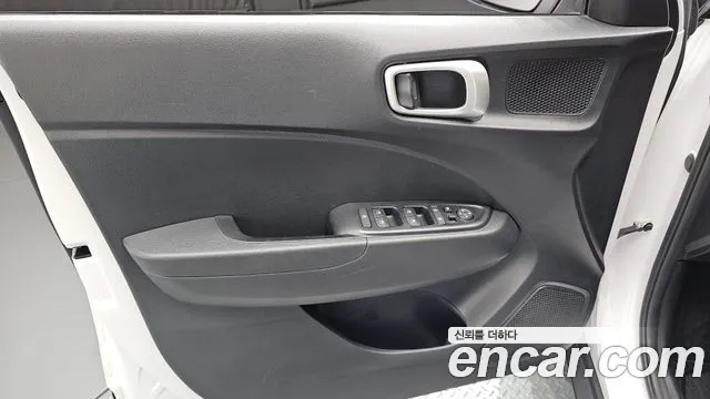 Hyundai Venue 2019 thumb 11