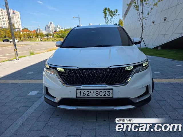 Kia Carnival 2023 thumb 11