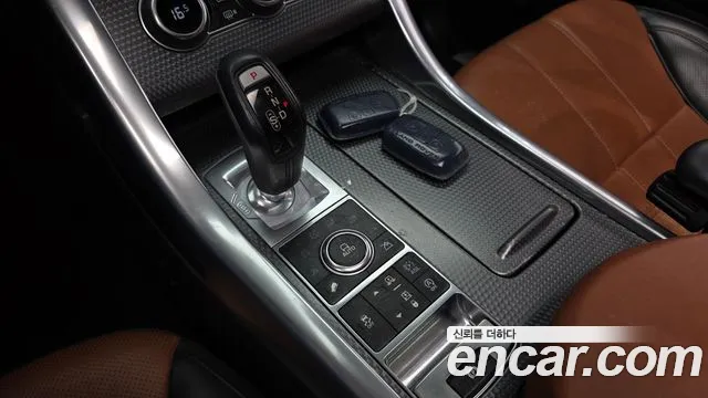 Land Rover Range Rover Sport 2015 thumb 8