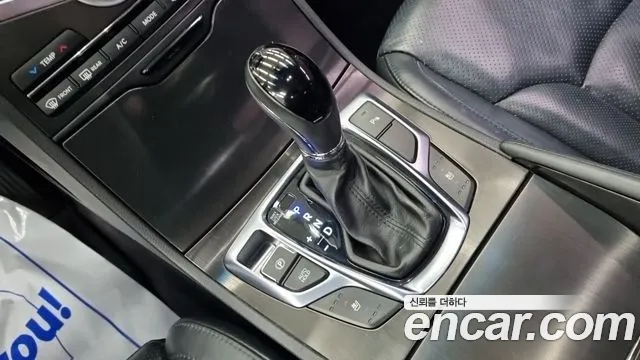 Hyundai Grandeur 2015 thumb 9