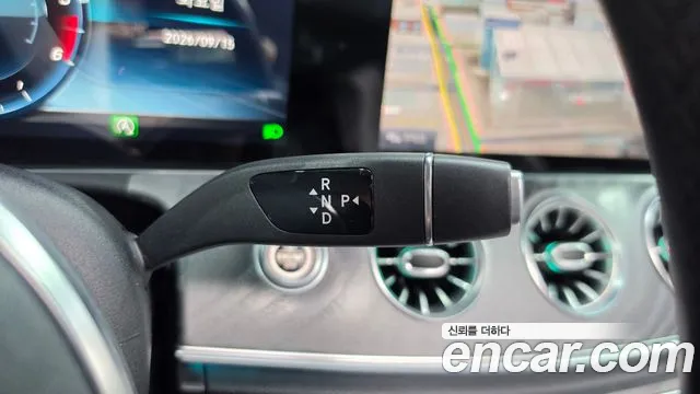 Mercedes-Benz CLS-Class 2019 thumb 9