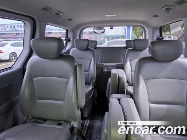 Hyundai Starex 2013 thumb 10